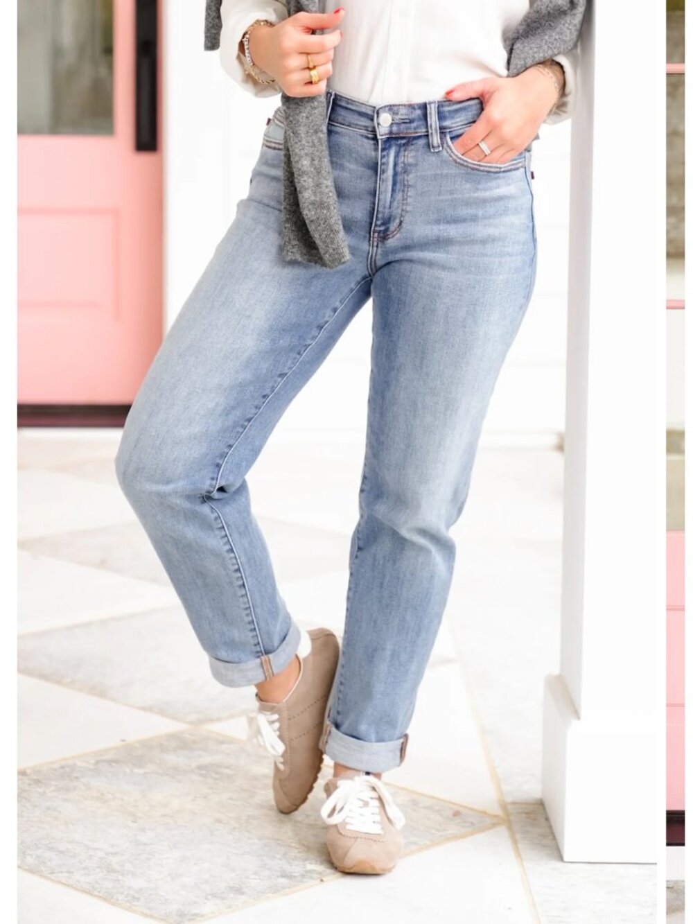 JUDY BLUE Women's EUC Boyfriend Fit Mid Rise Ankle Jeans | Size 30 - Picture 4 of 13